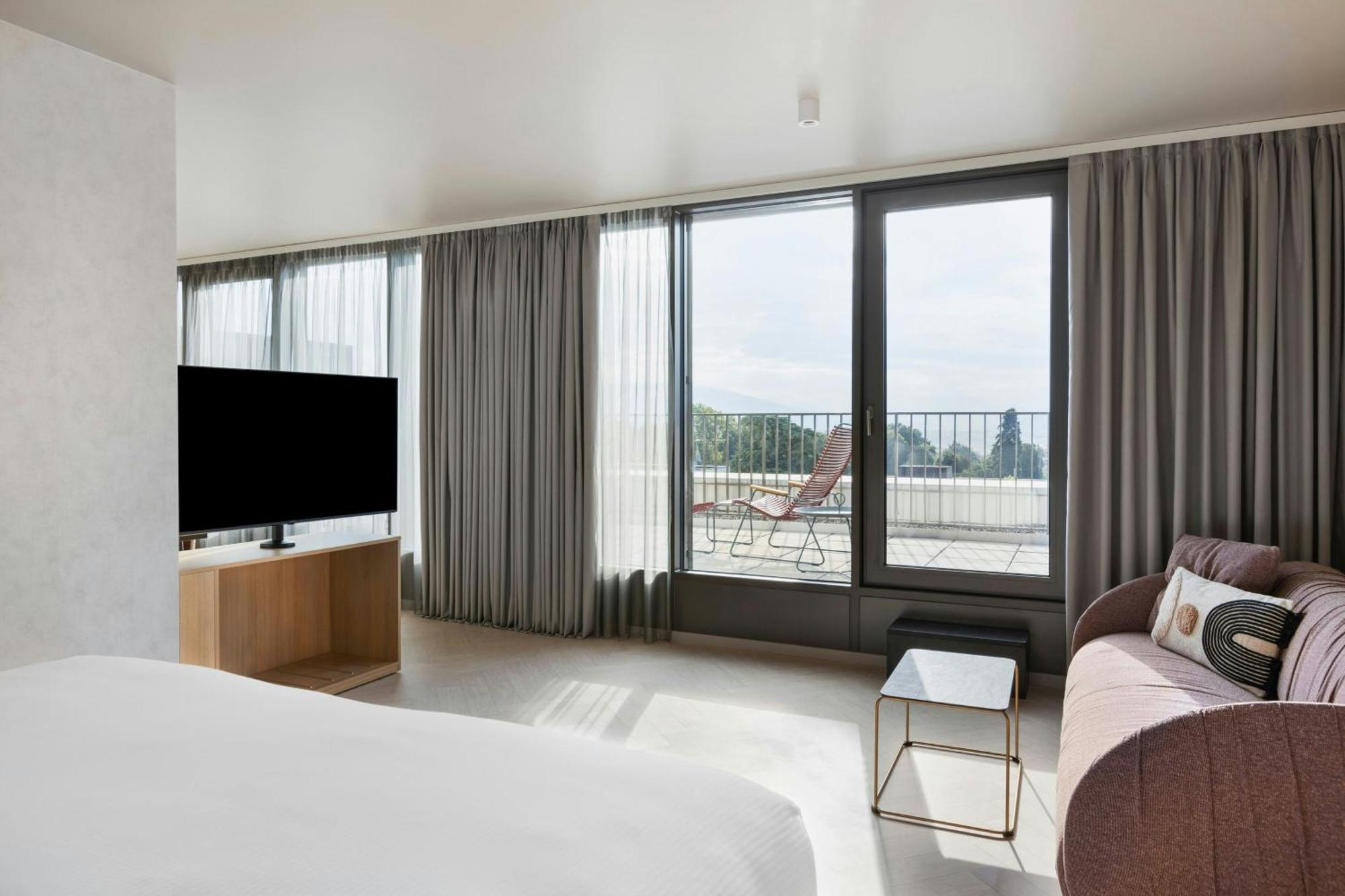 Residence Inn By Marriott Geneva City Nations Exterior photo