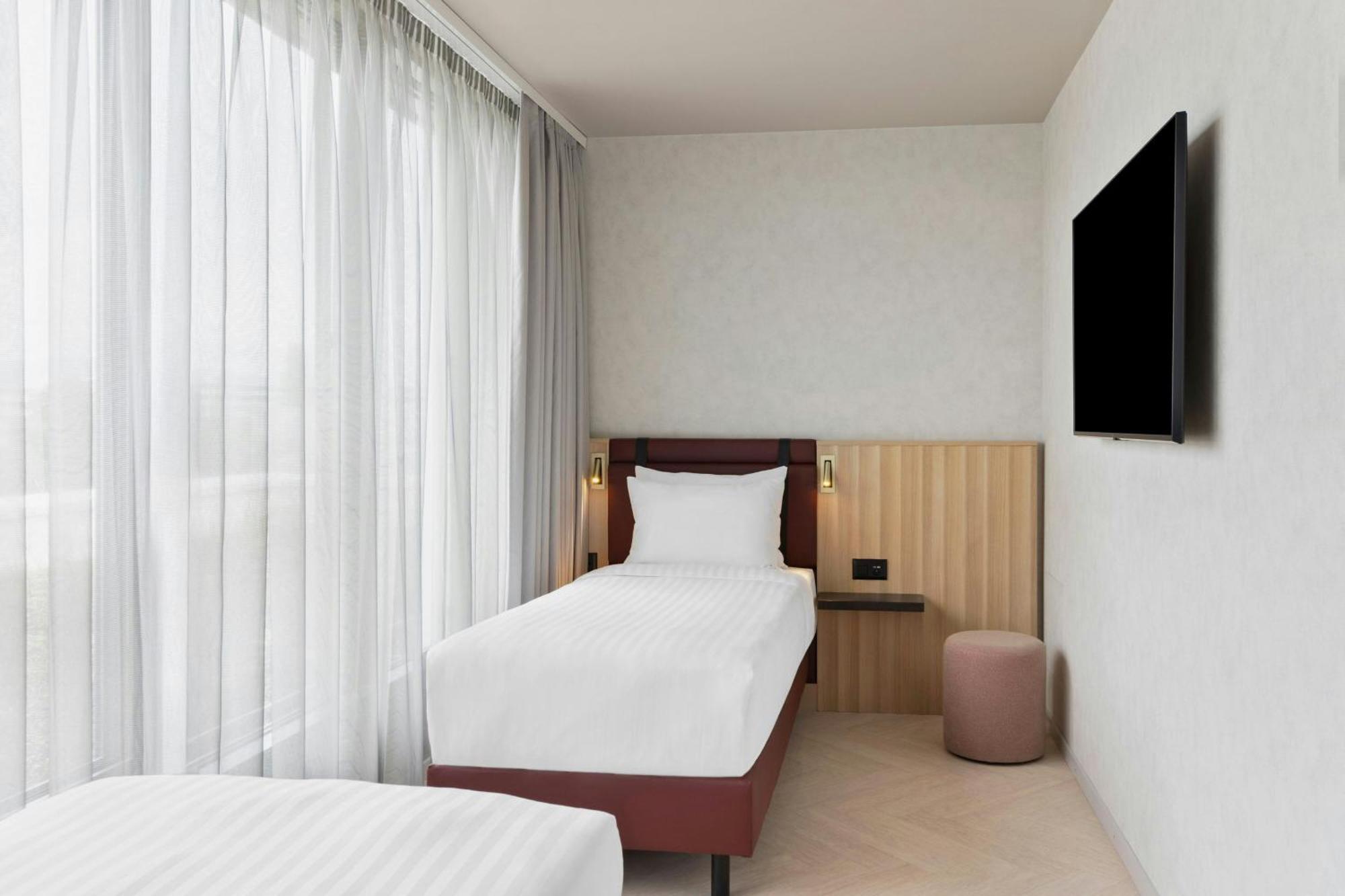 Residence Inn By Marriott Geneva City Nations Exterior photo